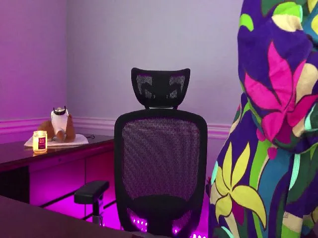 Live sex webcam photo for Kxtiemccxnn #260160558