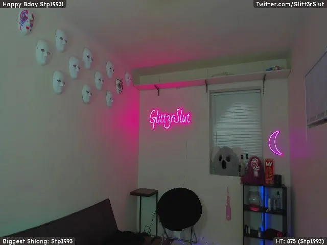 Live sex webcam photo for Glitt3rSlut #255476290