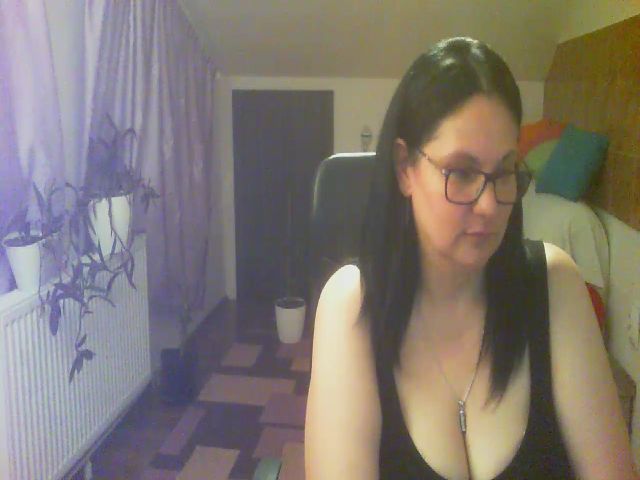 Live sex webcam photo for boosty4you #252295563