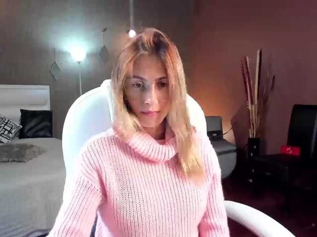 Live sex webcam photo for CassieKleinX #240955209