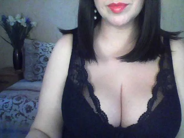 Live sex webcam photo for VikaBigSize #241071524