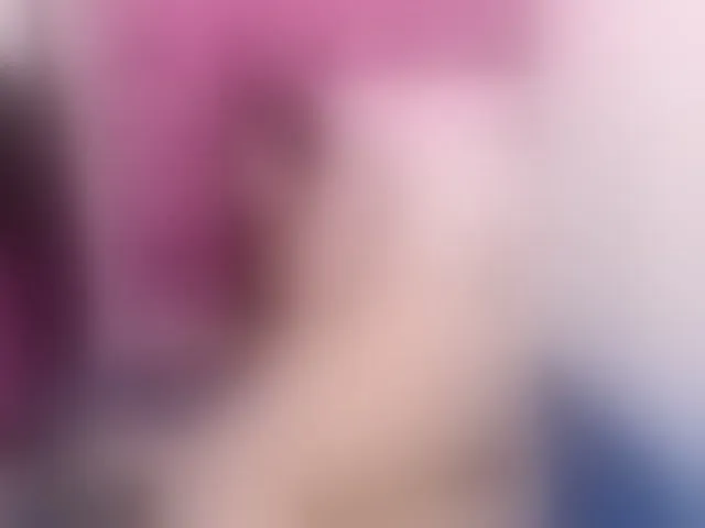 Live sex webcam photo for Kloeluv20 #260825024