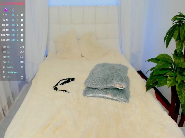 Live sex webcam photo for Little__Dolly #254433974