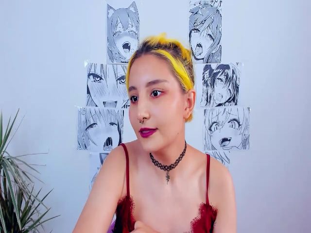 Live sex webcam photo for KarenIo #255884026