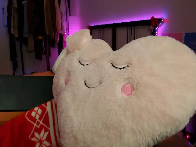 Live sex webcam photo for My_Free_Cat #253940822