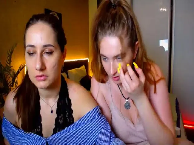 Live sex webcam photo for NikkySonge #255291829