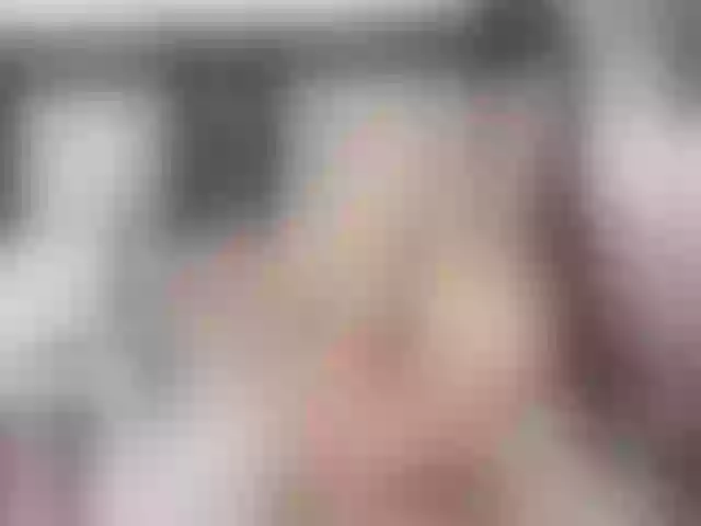 Live sex webcam photo for Elliza717 #253993084
