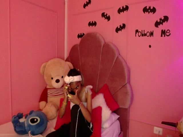 Live sex webcam photo for Diane_sinn #263099459