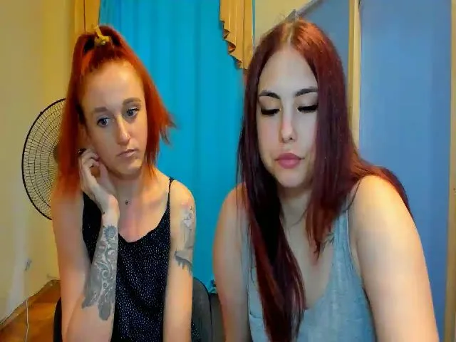 Live sex webcam photo for BeautiAmber #255623972
