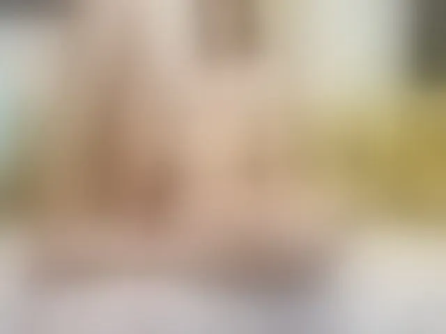 Live sex webcam photo for LoraPreston #255680415