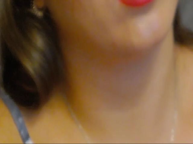 Live sex webcam photo for SugarSmile_ #264583379