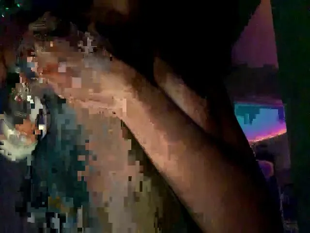 Live sex webcam photo for Zo___BOOM_ #263601366