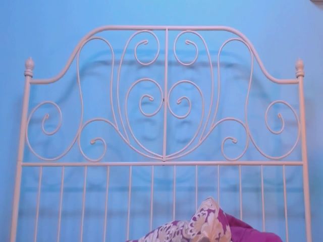 Live sex webcam photo for LindseyDoll #253948448