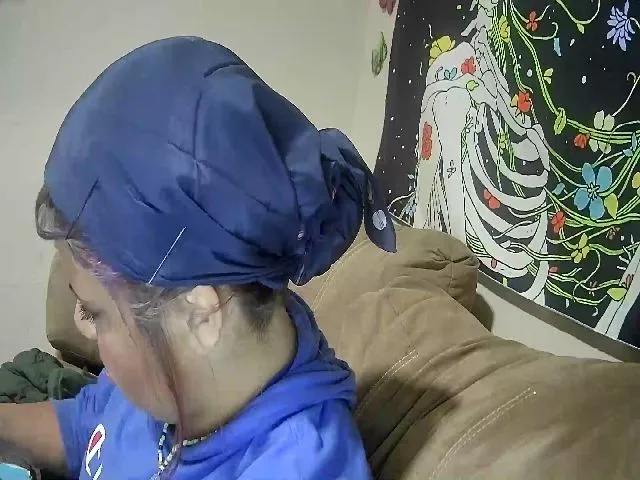 Live sex webcam photo for Lilmisspurp #256217885