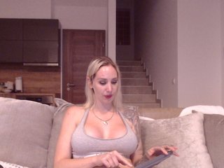 Live sex webcam photo for SCinderella #240587827