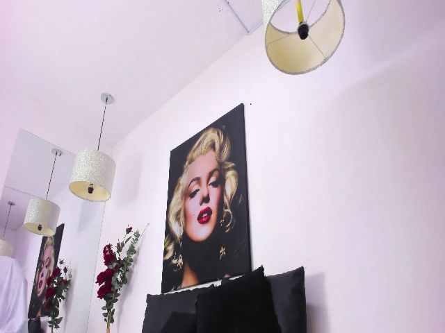 Live sex webcam photo for BrandiPaters #253802229