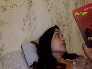 Live sex webcam photo for JolyBoss #251999509