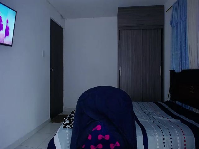 Live sex webcam photo for Jessycutie #260944079