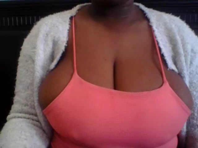 Live sex webcam photo for TheMajestibbb #258118336