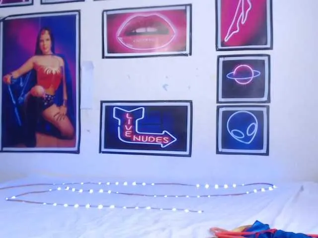 Live sex webcam photo for ShanellMoore #250276512