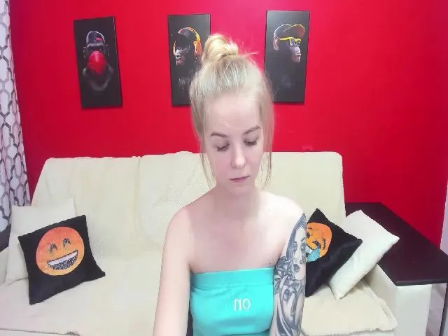 Live sex webcam photo for KellyArdent #256038925