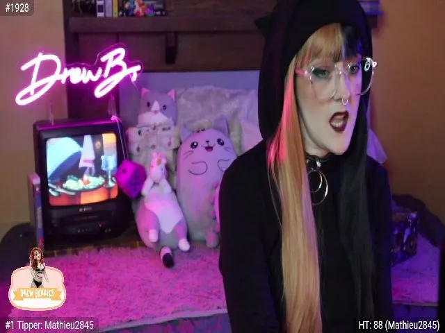 Live sex webcam photo for DrewBerries #252299695