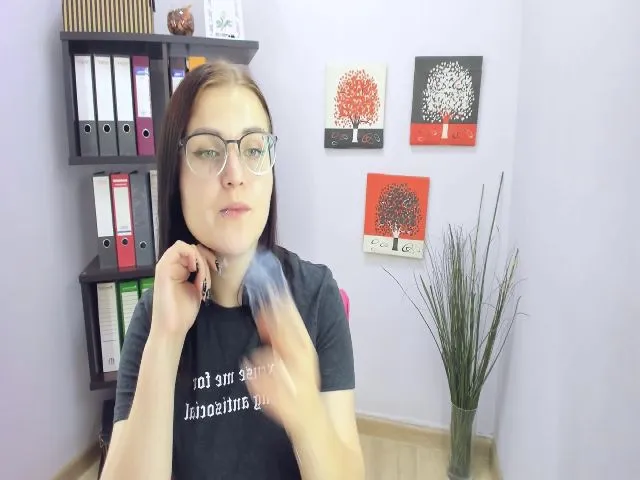 Live sex webcam photo for EvaMild #253205831