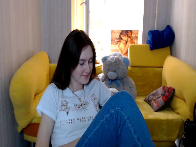 Live sex webcam photo for Honey_dream #261261639