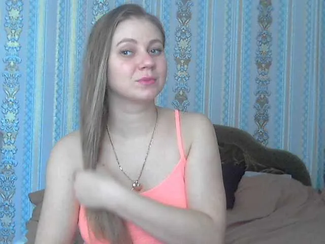 Live sex webcam photo for kittenLada #241784818