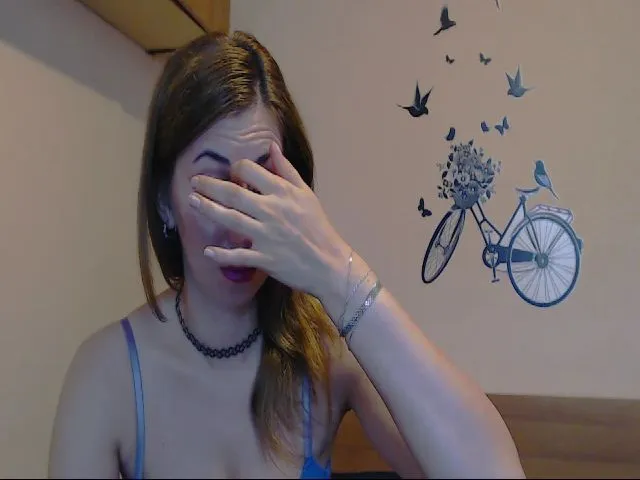 Live sex webcam photo for JaneSky #253389927