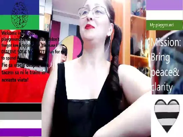 Live sex webcam photo for ImperatrizaS #263445177