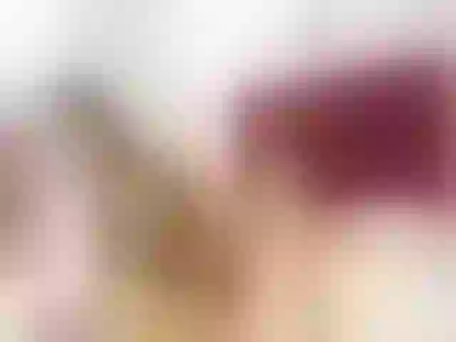 Live sex webcam photo for LittleRed2u #259649694