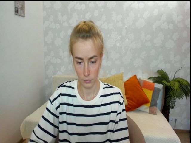 Live sex webcam photo for MissisRexa #253765933