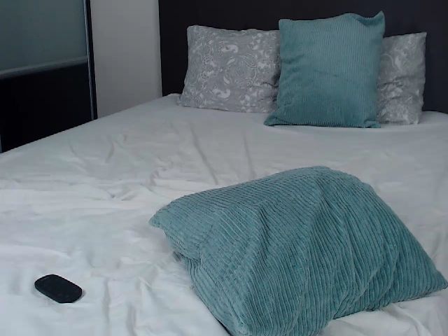 Live sex webcam photo for APRIL_BROWNN #262854094