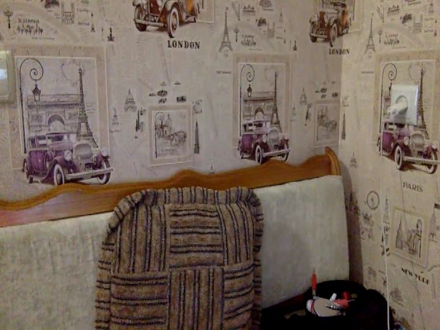 Live sex webcam photo for JolyBoss #258812787