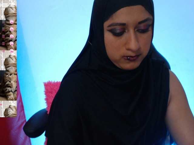 Live sex webcam photo for NumaAsun #259435818