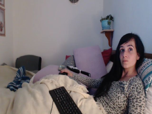 Live sex webcam photo for isabellazee2 #254702582