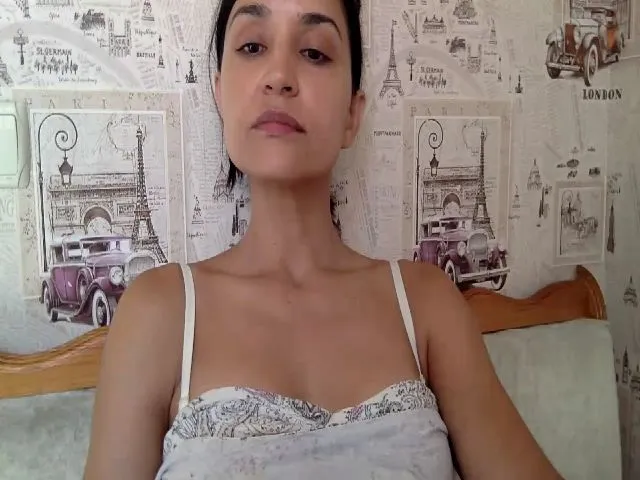 Live sex webcam photo for JolyBoss #262077103