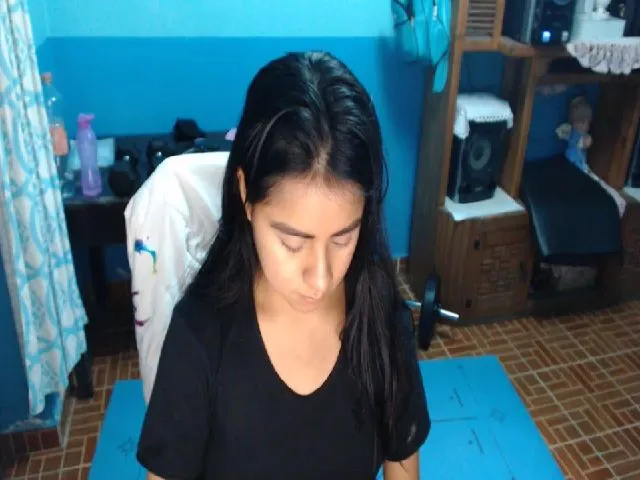 Live sex webcam photo for Hairy_Young1 #263658290