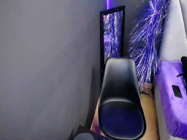 Live sex webcam photo for samantasmithh #263033849