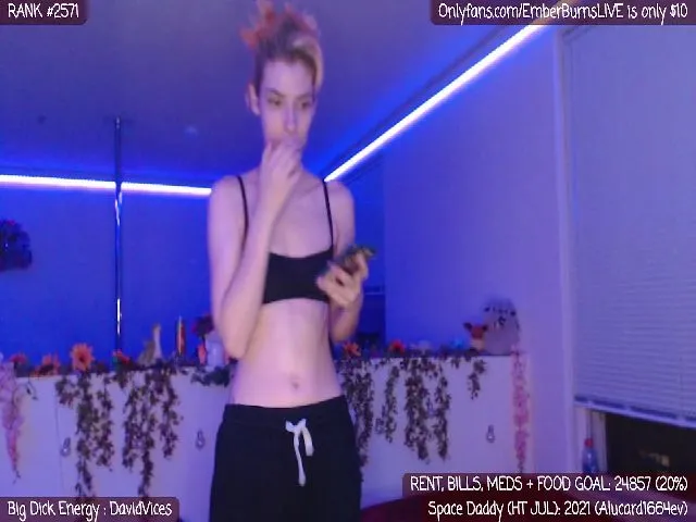 Live sex webcam photo for EmberBurns #259733022