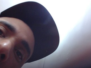 Live sex webcam photo for KataGtGngBng #240625388