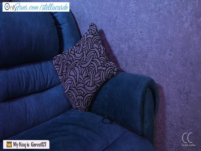 Live sex webcam photo for StellaCardo #253972338