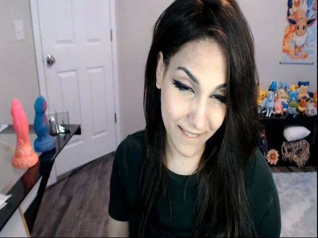 Live sex webcam photo for ThirstyCara #262926810