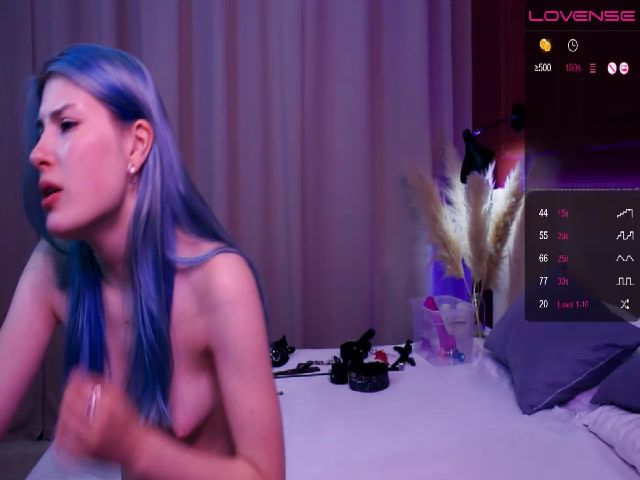 Live sex webcam photo for Purple_Foxy #254336520