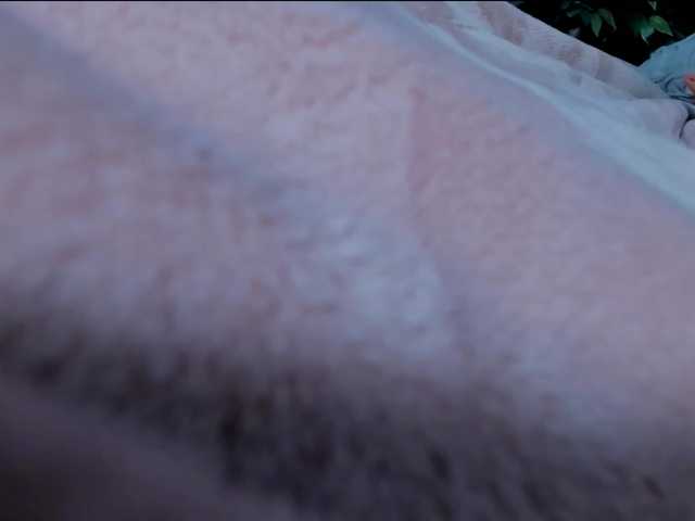 Live sex webcam photo for Lexxxxy #253006933