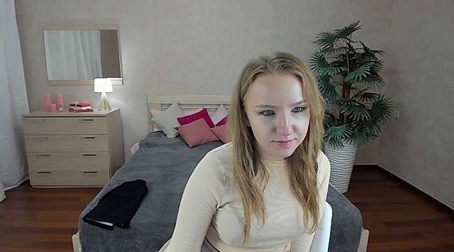 Live sex webcam photo for StephanieLewin #245076003