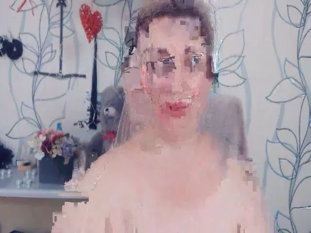 Live sex webcam photo for DepravedMadam #263037469