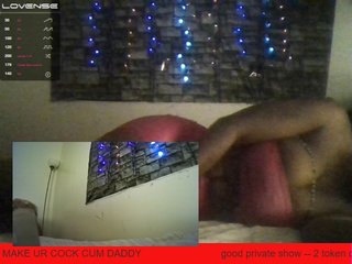 Live sex webcam photo for Honey0811 #240659497