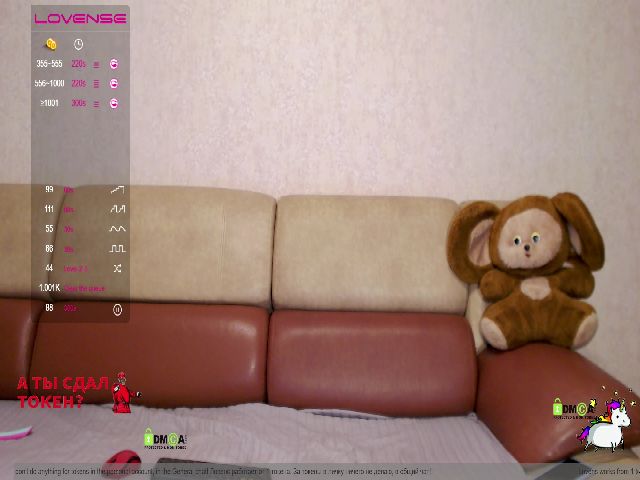 Live sex webcam photo for Girl_Ksenia #264402591